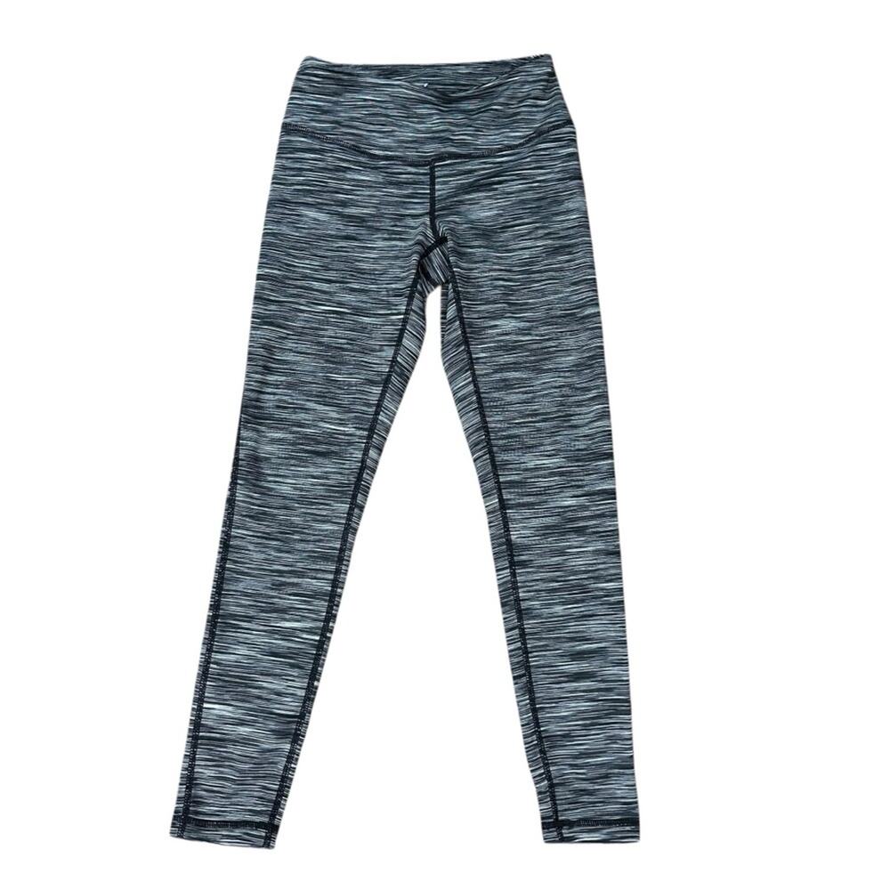 Z by Zella Live In Spectra Space Dye Charcoal and Black Capri Leggings Size XS